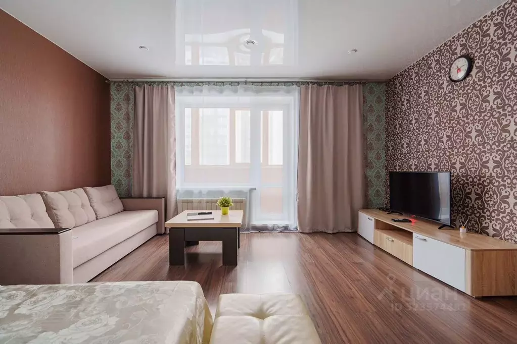 1-к кв. Свердловская область, Екатеринбург ул. Шейнкмана, 122 (40.0 м) - Фото 0