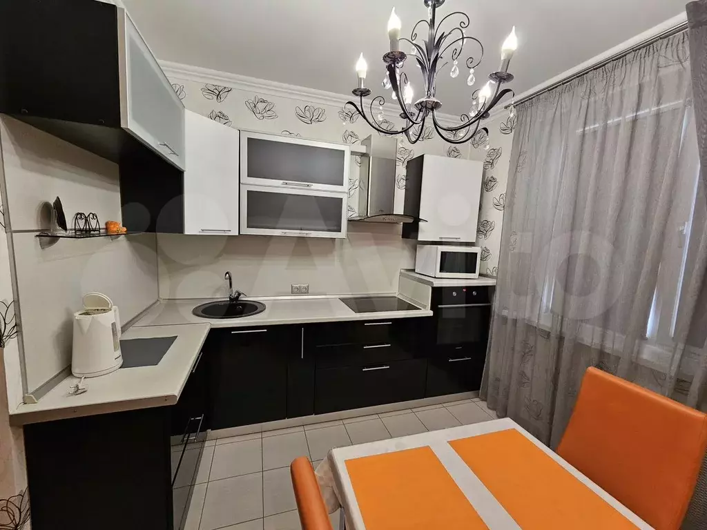 2-к. квартира, 54 м, 4/9 эт. - Фото 1
