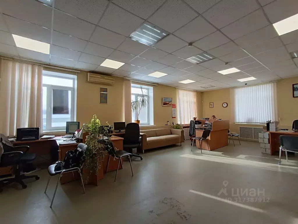 Офис в Саратовская область, Саратов Мурманский проезд, 1 (137 м) - Фото 0