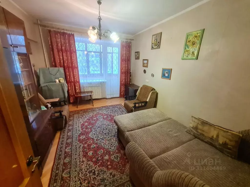 Комната Москва ул. Металлургов, 13К1 (16.0 м) - Фото 0