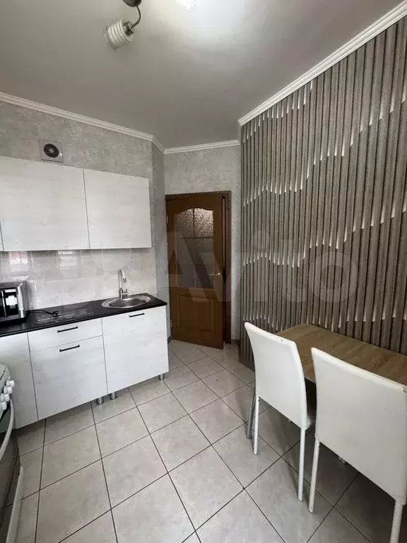 1-к. квартира, 28 м, 5/5 эт. - Фото 0