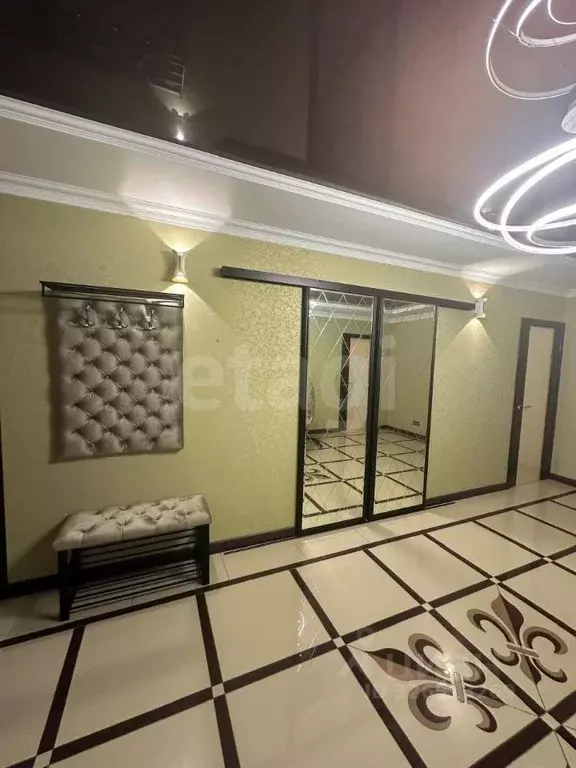 3-к кв. Тюменская область, Тюмень ул. Демьяна Бедного, 83к1 (112.7 м) - Фото 1