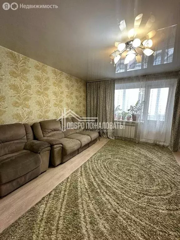 4-комнатная квартира: Абакан, улица Некрасова, 1 (78.2 м) - Фото 1