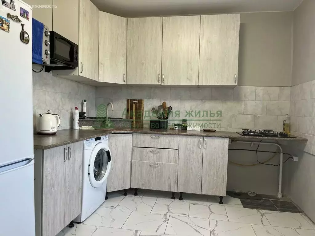 2-комнатная квартира: Энгельс, микрорайон Энгельс-1, 19 (58.9 м) - Фото 2