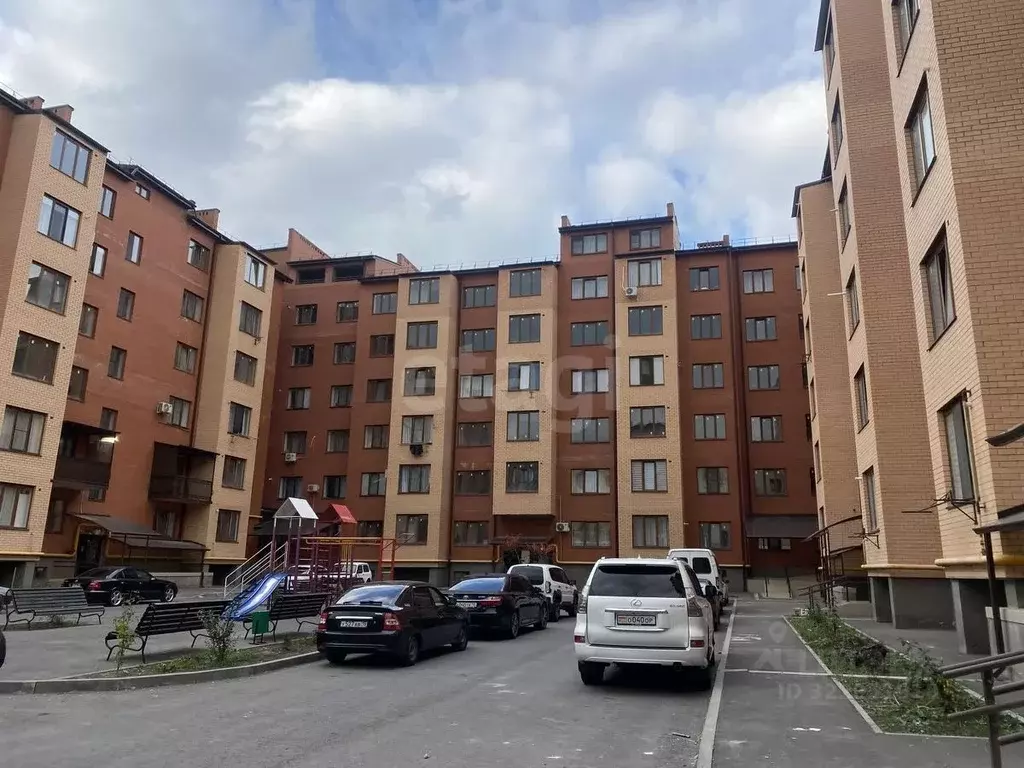 2-к кв. Северная Осетия, Владикавказ ул. Билара Кабалоева, 12Б (74.9 ... - Фото 2