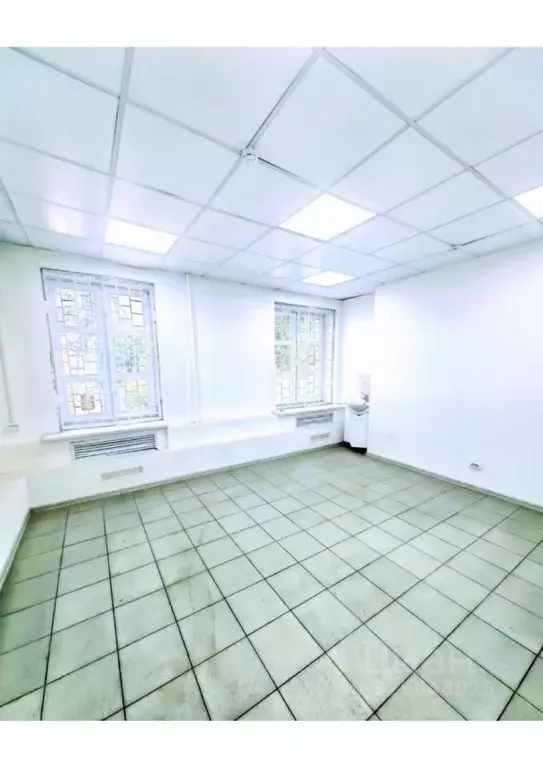 Торговая площадь в Тверская область, Тверь ул. Горького, 70 (121 м) - Фото 1