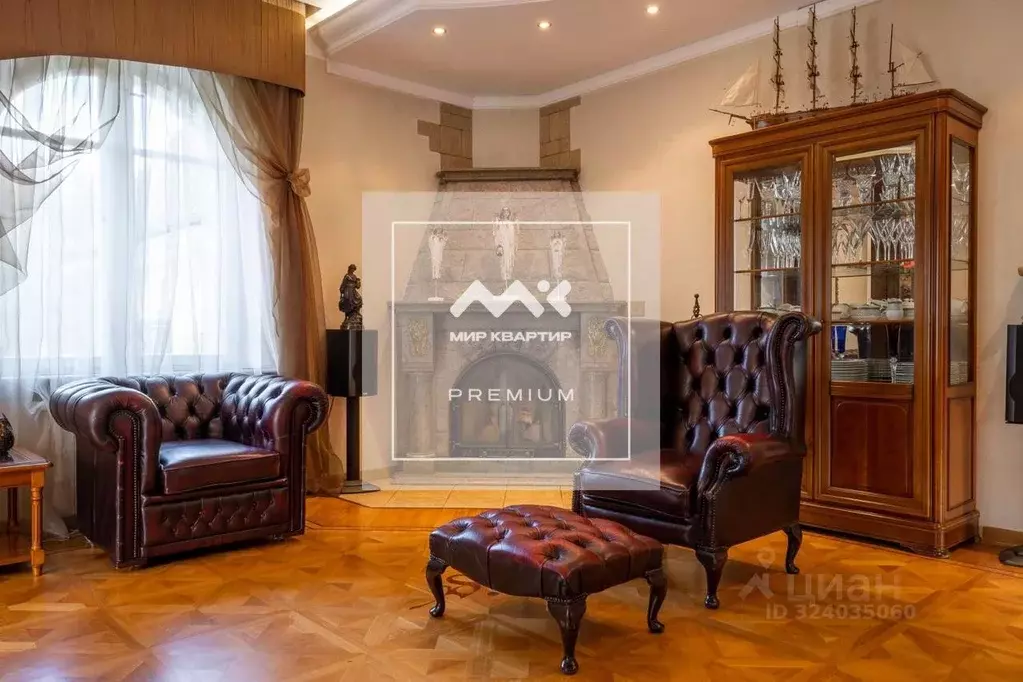 Дом в Ленинградская область, Киришский район, Будогощское городское ... - Фото 1