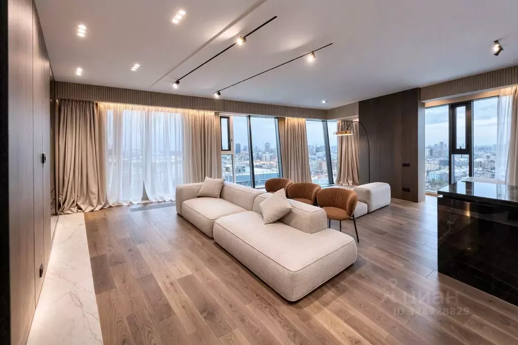 4-к кв. Москва Мытная ул., 40к3 (151.9 м) - Фото 0