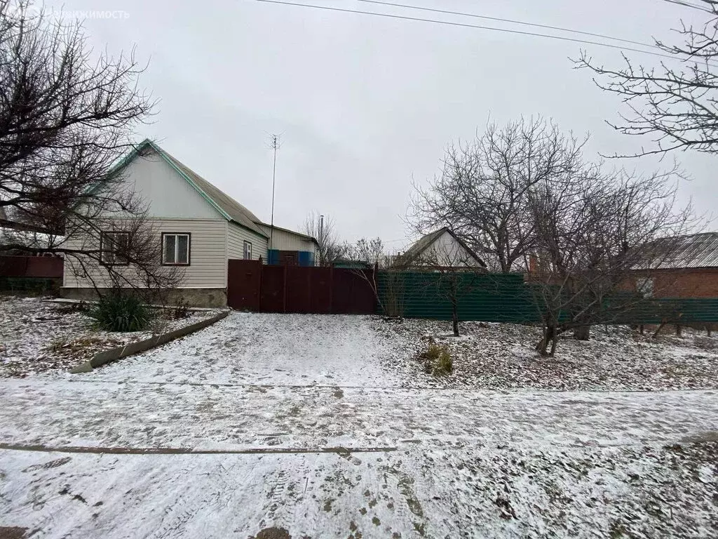 Дом в Миллерово, Социалистическая улица, 6 (65 м) - Фото 0