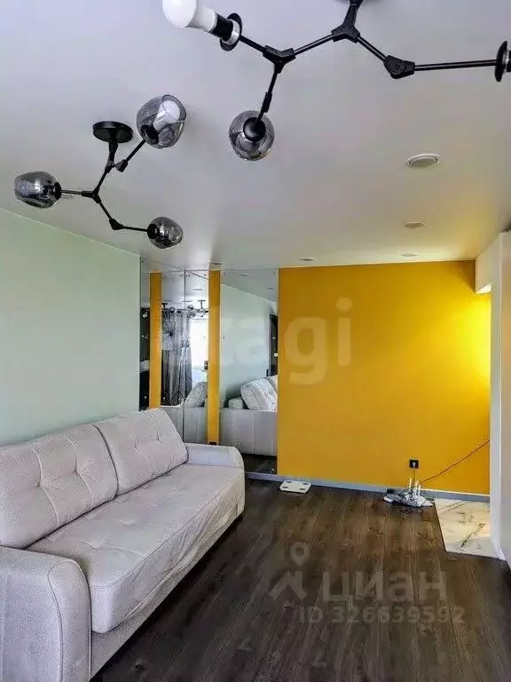 1-к кв. Иркутская область, Иркутск Аэрофлотская ул., 3 (41.8 м) - Фото 1