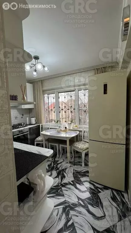 2-комнатная квартира: Сочи, микрорайон Новый Сочи, улица Пирогова, 26 ... - Фото 1
