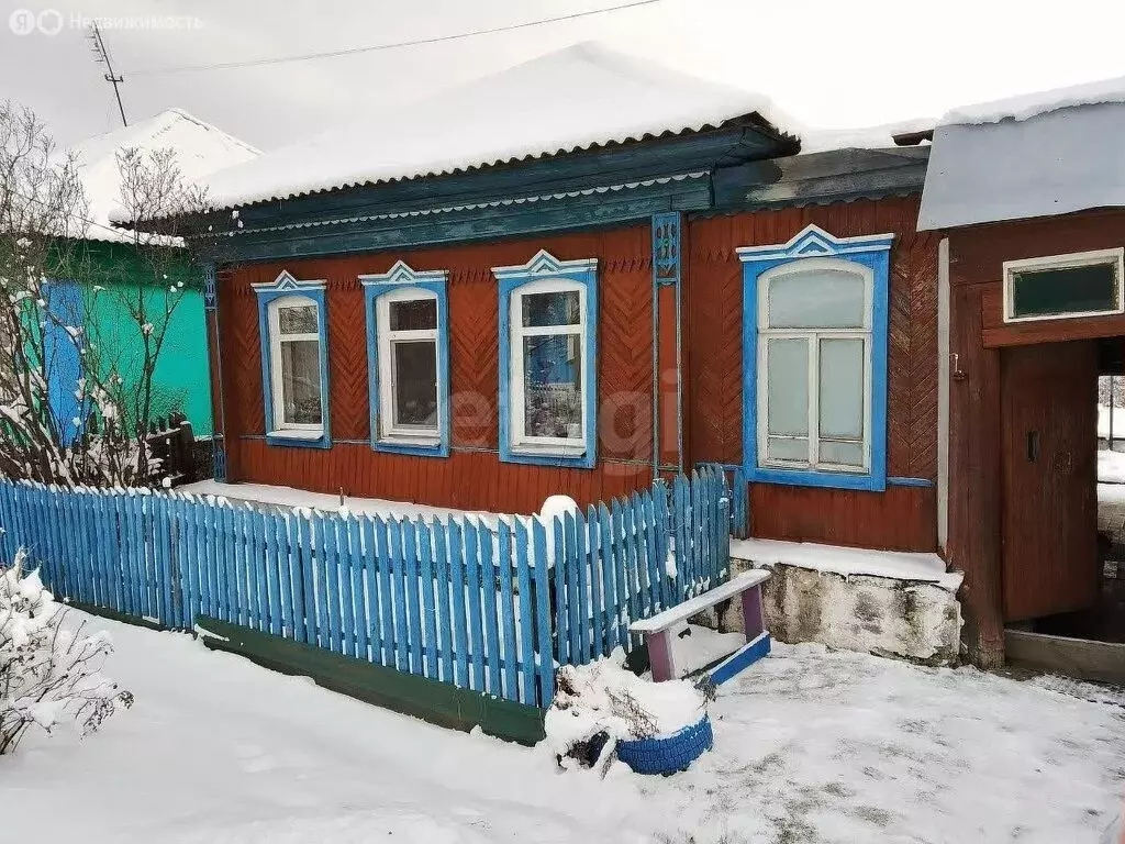 Дом в Златоуст, 2-я Лесопильная улица (500 м) - Фото 1