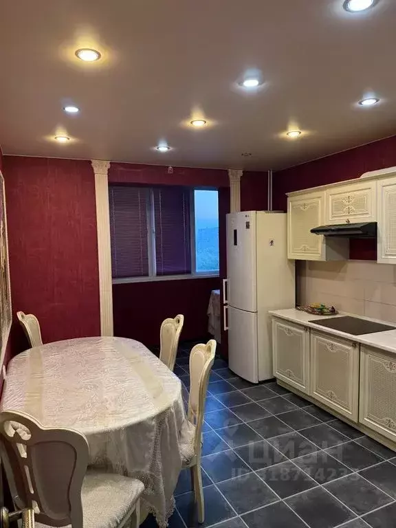 3-к кв. Тверская область, Тверь ул. Хромова, 31 (100.0 м) - Фото 1
