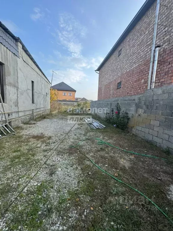 Участок в Дагестан, Каспийск ул. 6-я Линия (4.0 сот.) - Фото 1