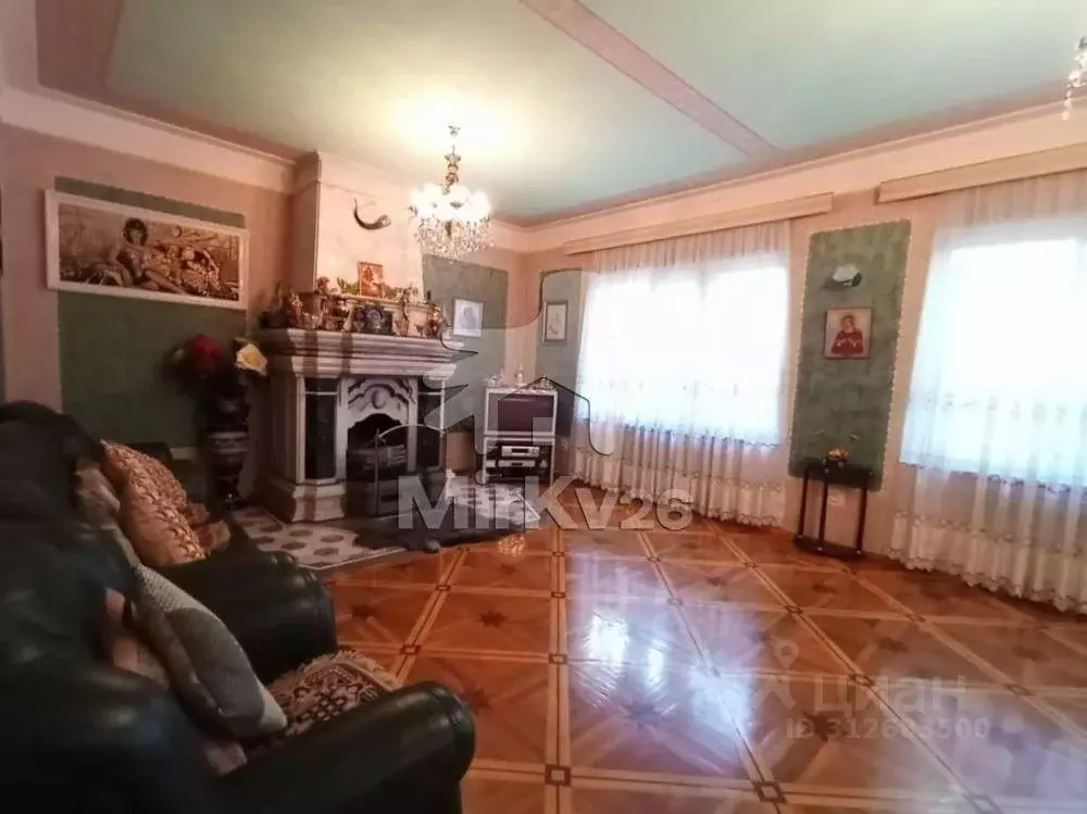 Дом в Ставропольский край, Пятигорск ул. 50 лет ВЛКСМ (450 м) - Фото 0