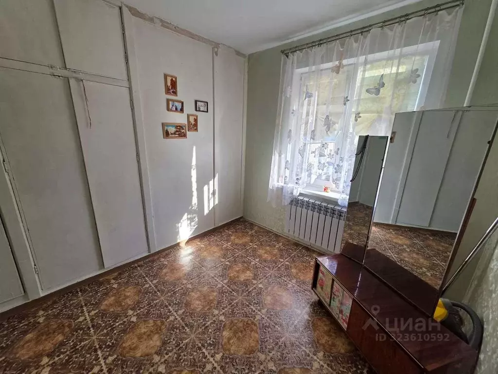 3-к кв. Волгоградская область, Николаевск Октябрьская ул., 20 (46.4 м) - Фото 1