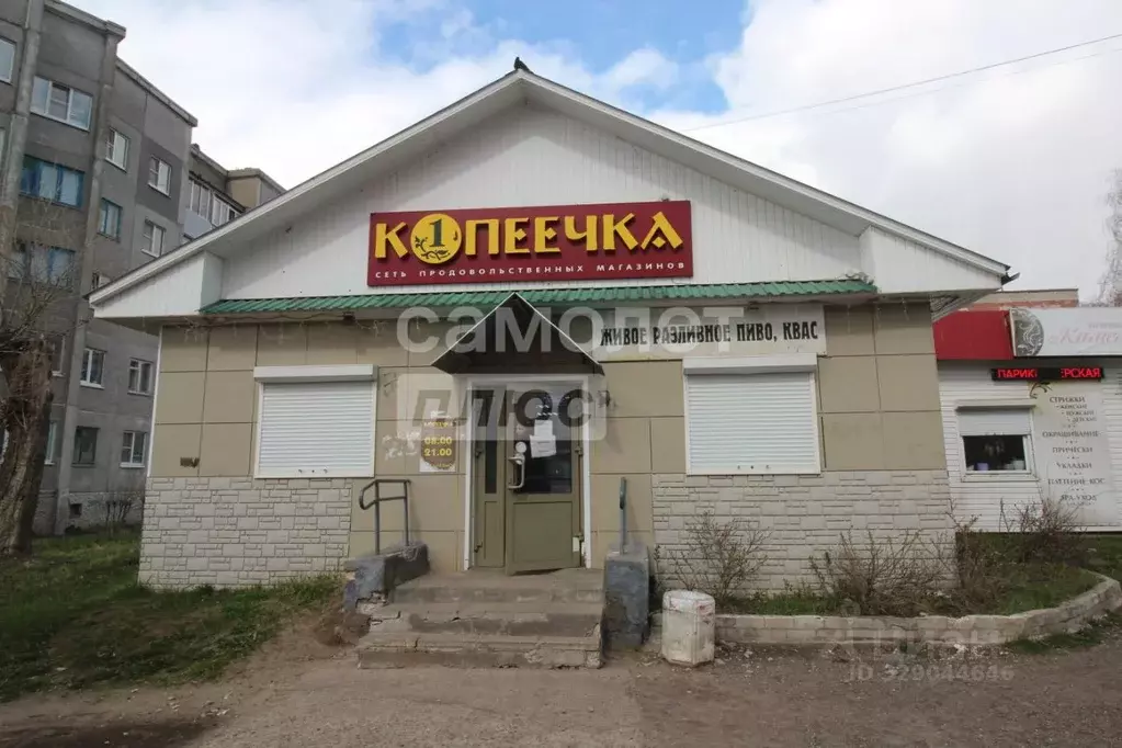 Торговая площадь в Архангельская область, Коряжма  (200 м) - Фото 1