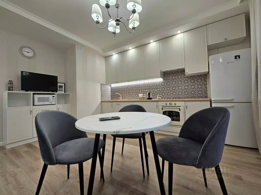 2-к кв. Нижегородская область, Нижний Новгород пл. Свободы, 7 (54.0 м) - Фото 2