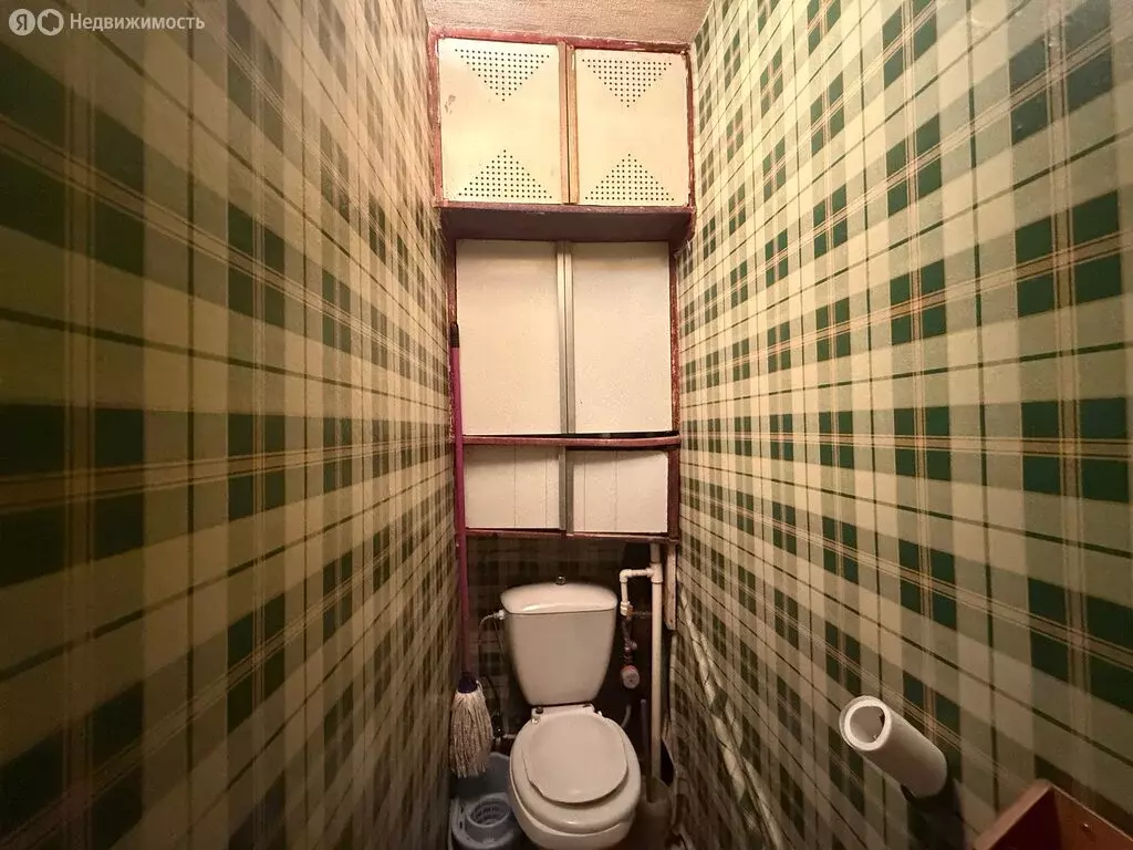 3-комнатная квартира: Калуга, улица Суворова, 11 (50 м) - Фото 1