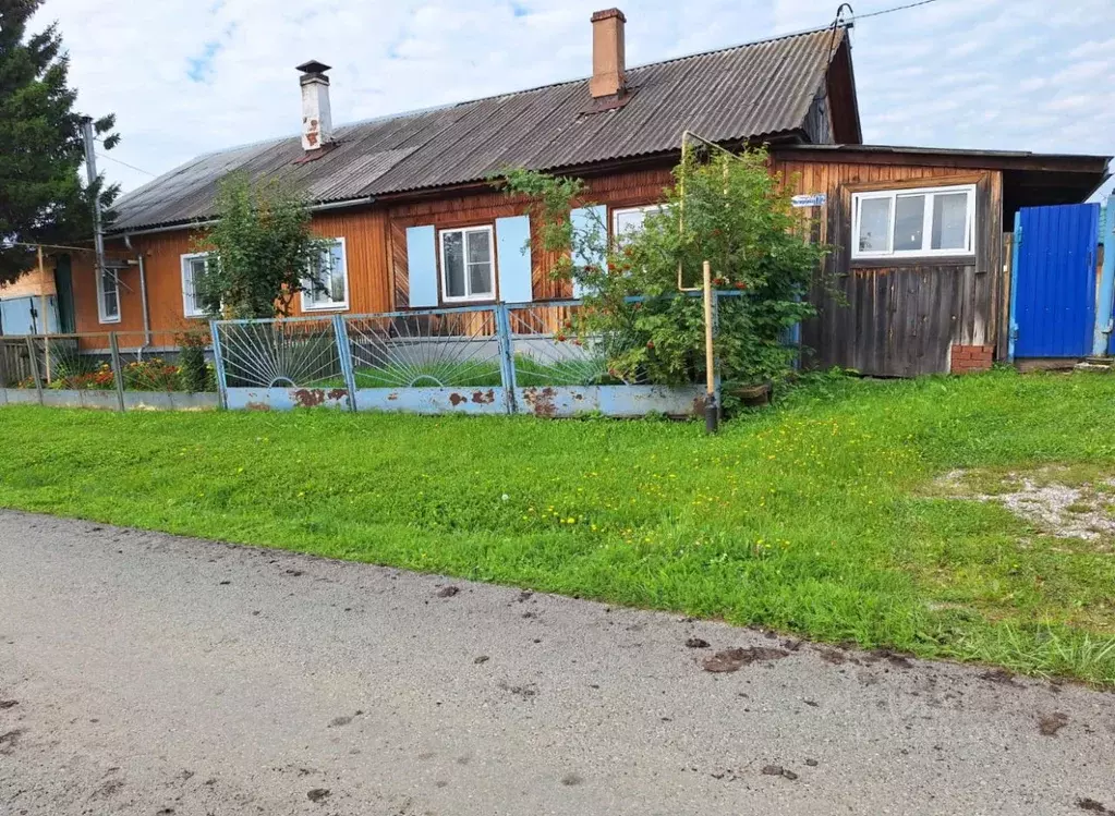 Дом в Свердловская область, Березовский муниципальный округ, пос. ... - Фото 1