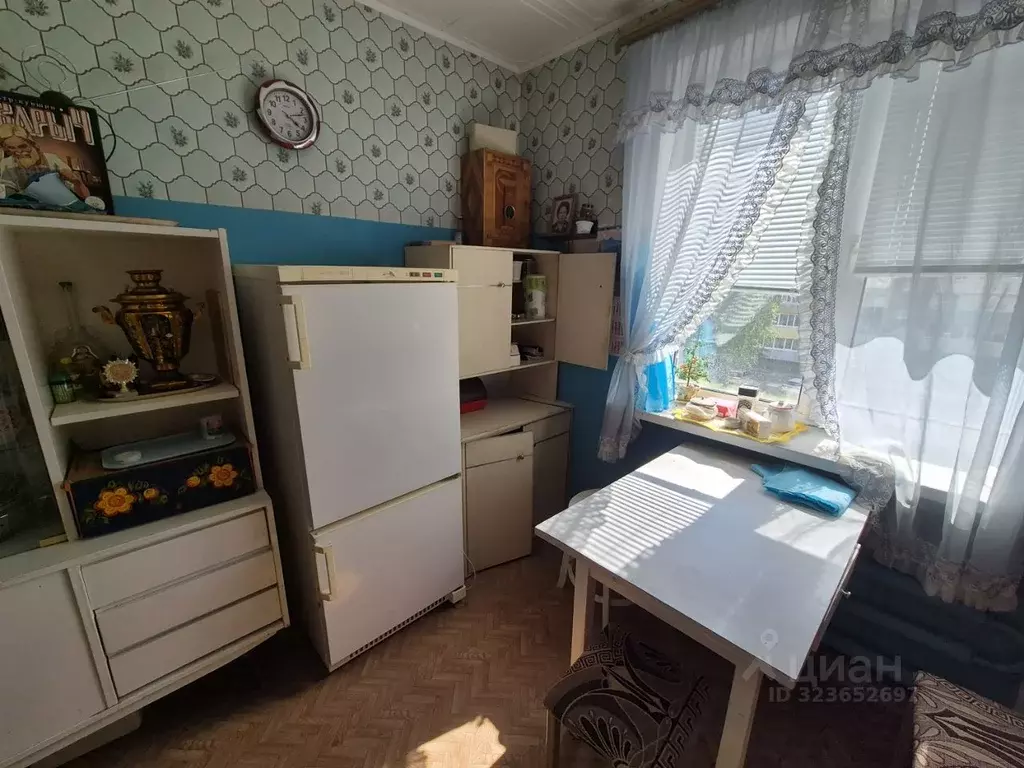 2-к кв. Вологодская область, Череповец просп. Победы, 172 (53.0 м) - Фото 2