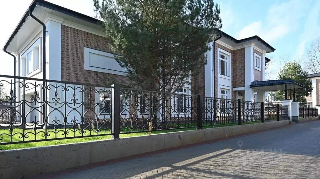 Коттедж в Московская область, Одинцовский городской округ, д. ... - Фото 1