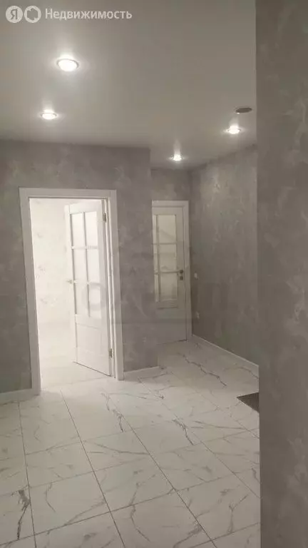 2-комнатная квартира: Калуга, Минская улица, 24 (66 м) - Фото 1