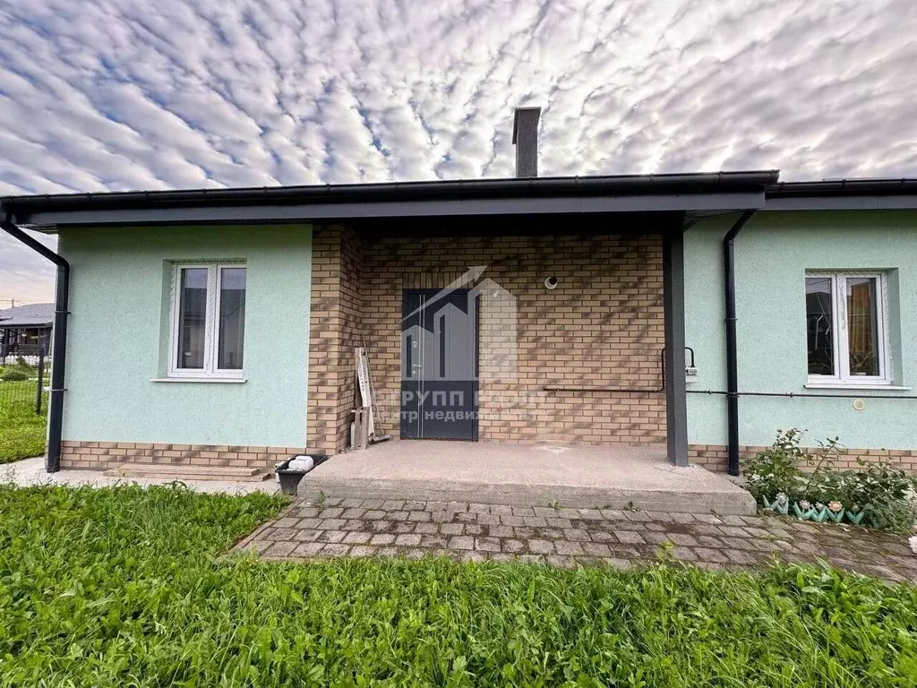 Дом в Калининградская область, Гурьевский муниципальный округ, пос. ... - Фото 1