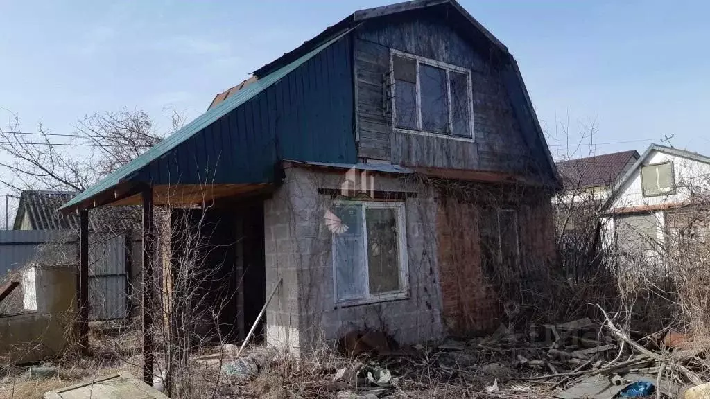 Дом в Саратовская область, Энгельсский район, Красноярское ... - Фото 1