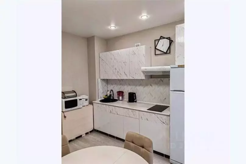 2-к кв. Татарстан, Казань ул. Адоратского, 4а (57.0 м) - Фото 1