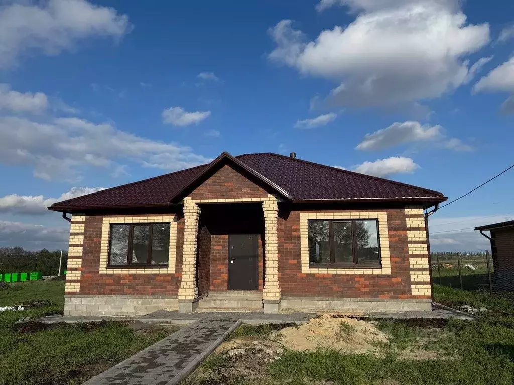 Дом в Белгородская область, Белгородский район, Разумное рп ул. ... - Фото 1