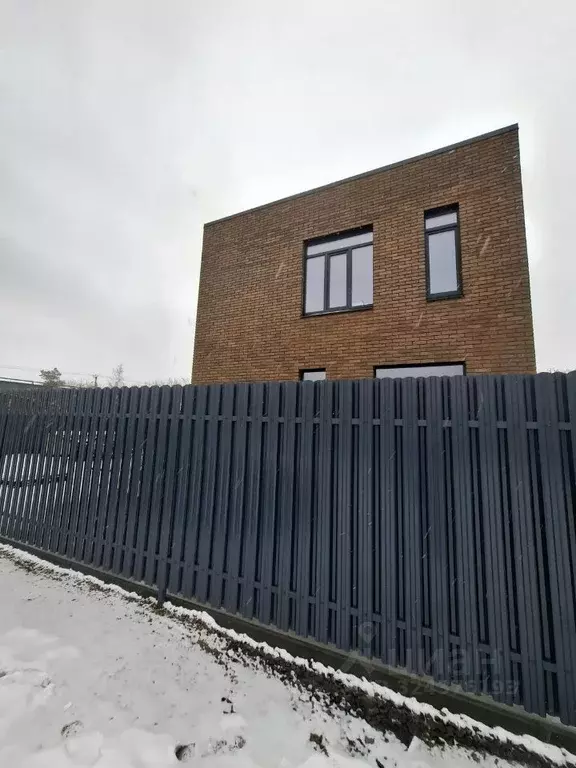 Коттедж в Вологодская область, Вологда пер. 4-й Доронинский, 3 (180 м) - Фото 1