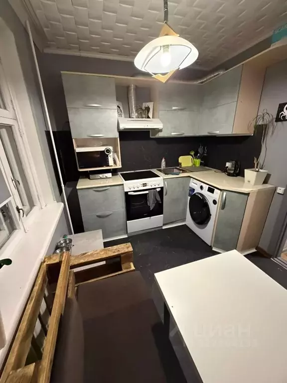 2-к кв. Алтайский край, Барнаул ул. Сухэ-Батора, 16 (52.0 м) - Фото 1