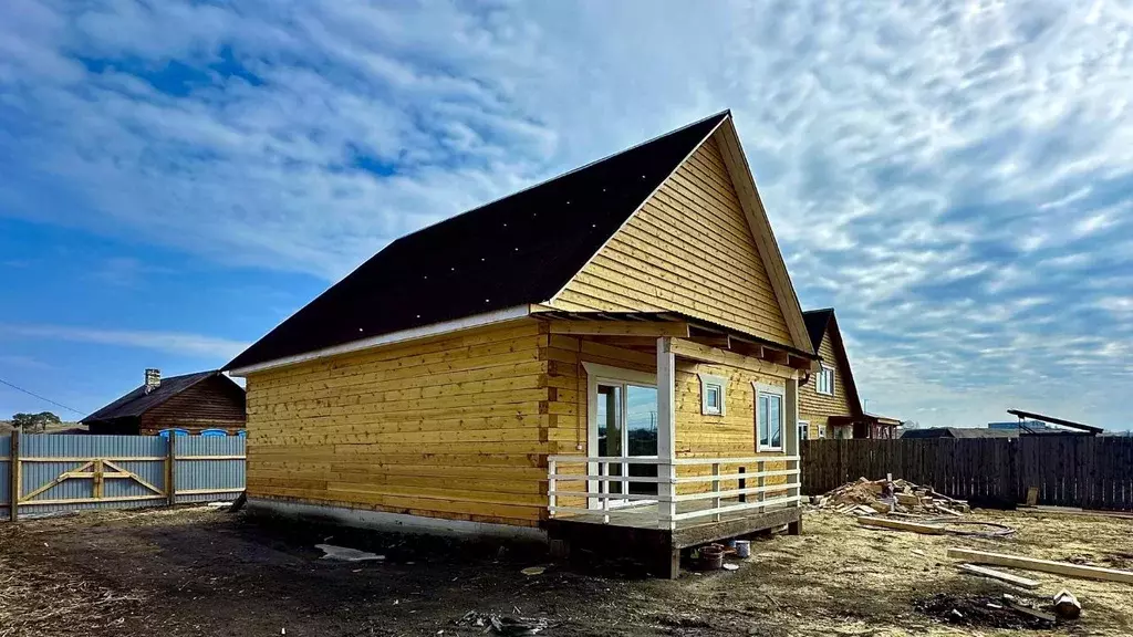 Дом в Иркутская область, Иркутский район, Хомутовское муниципальное ... - Фото 1