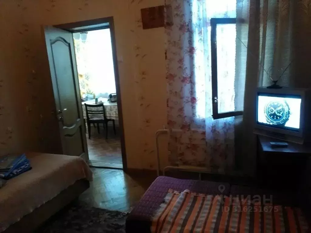 Комната Краснодарский край, Сочи Центральный мкр, ул. Войкова, 24 - Фото 1