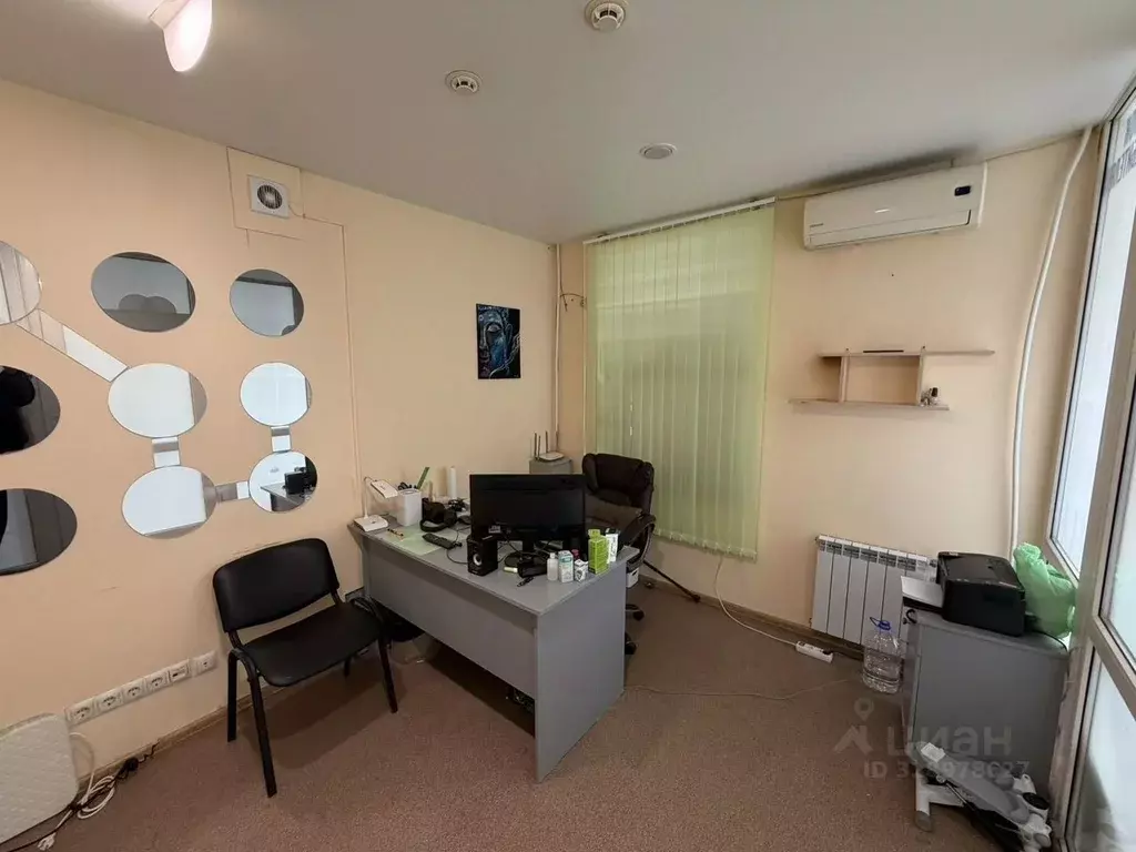 Помещение свободного назначения в Пермский край, Пермь Петропавловская ... - Фото 1