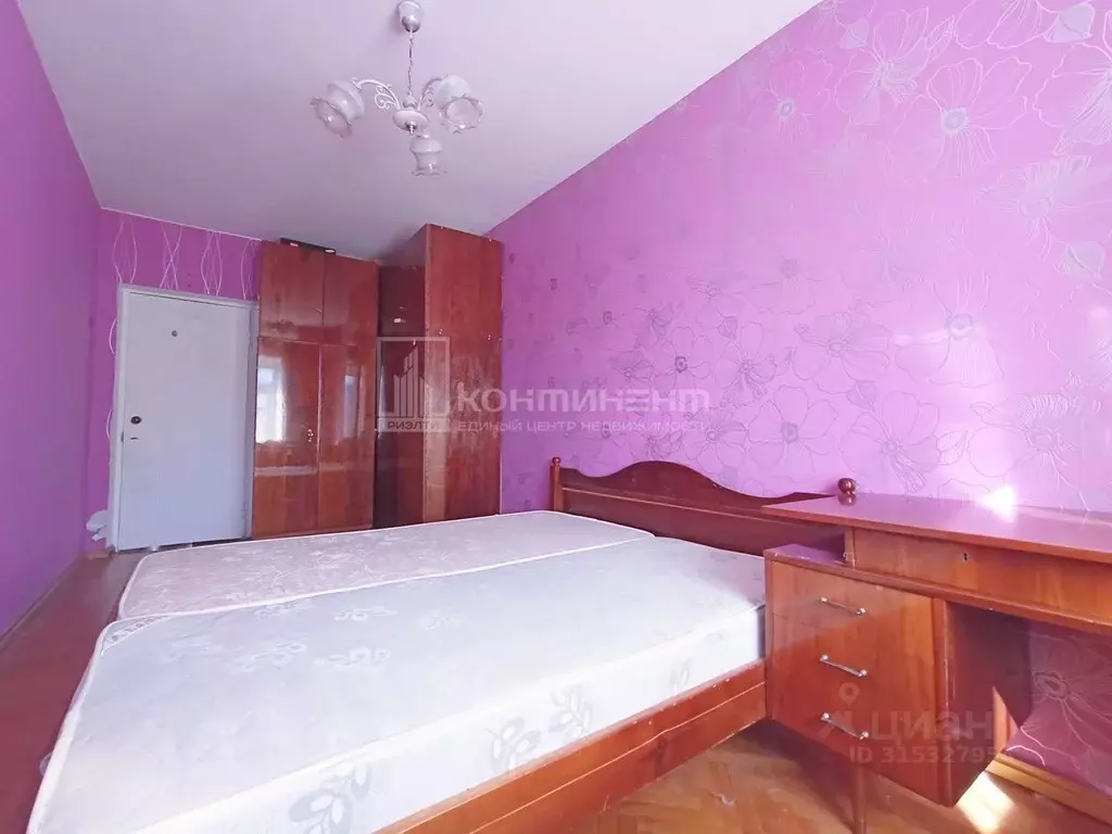3-к кв. Владимирская область, Владимир ул. Разина, 12 (58.0 м) - Фото 0