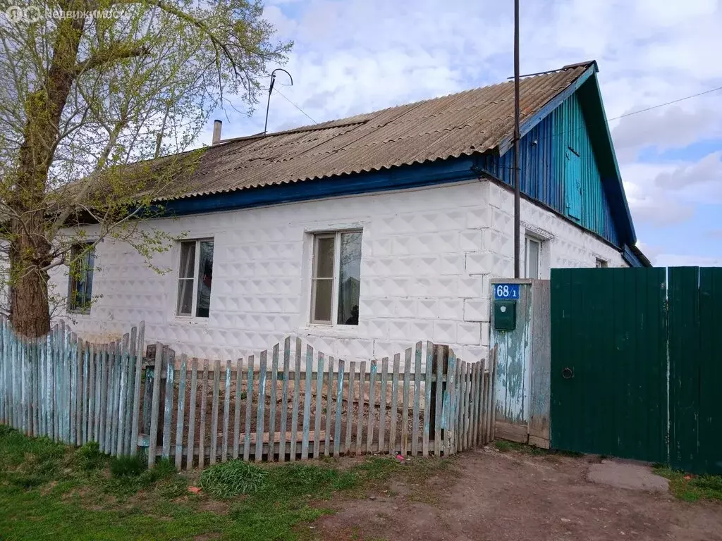 Дом в село Глуховка, улица 40 лет Победы, 68 (49.8 м) - Фото 0