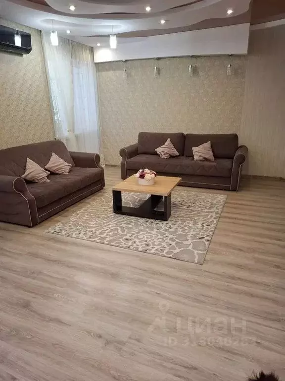 2-к кв. Адыгея, Майкоп ул. 3-го Интернационала, 165 (98.0 м) - Фото 0