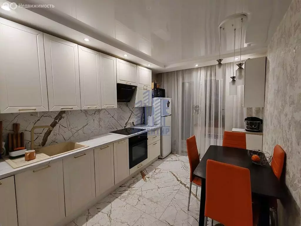 2-комнатная квартира: Новочебоксарск, Зелёный бульвар, 2А (59.9 м) - Фото 1