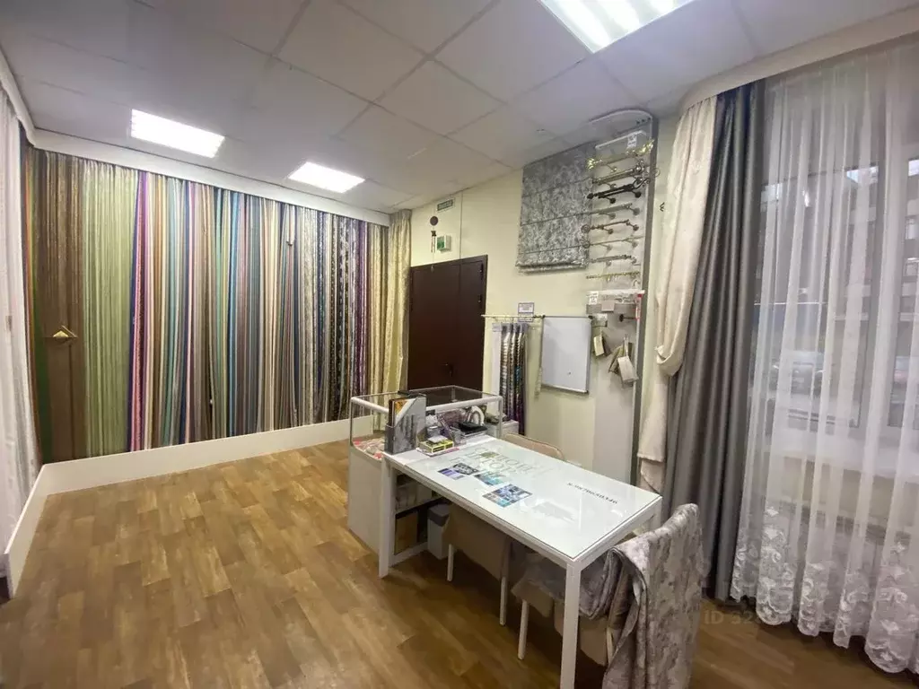 Помещение свободного назначения в Татарстан, Казань ул. Салиха ... - Фото 2