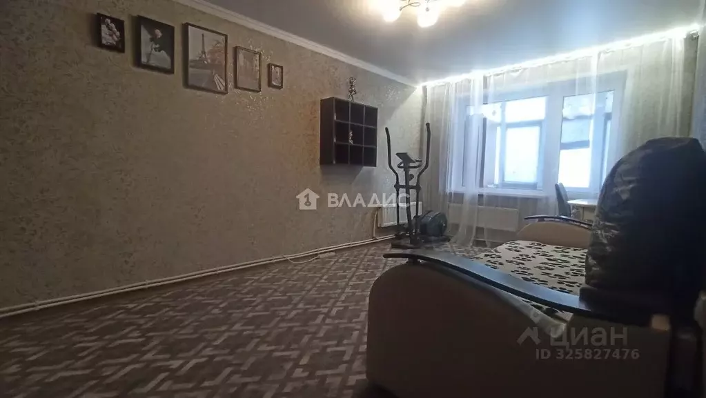 3-к кв. Белгородская область, Белгород ул. Есенина, 54 (68.3 м) - Фото 2