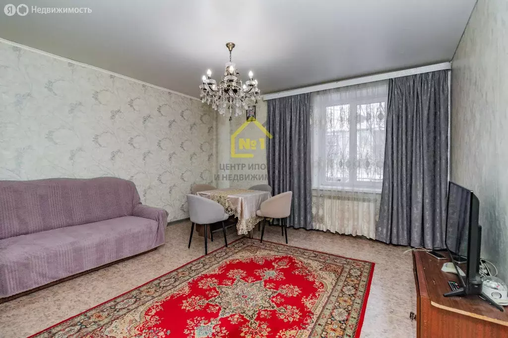 3-комнатная квартира: Челябинск, Новороссийская улица, 17 (79.1 м) - Фото 1