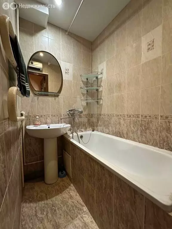 3-комнатная квартира: Воронеж, улица Машиностроителей, 90 (63 м) - Фото 0