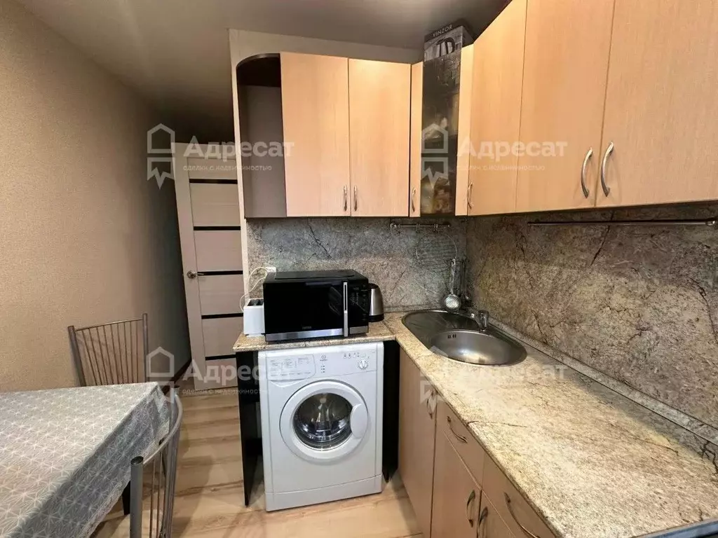 2-к кв. Волгоградская область, Волгоград ул. Одоевского, 82 (43.6 м) - Фото 2