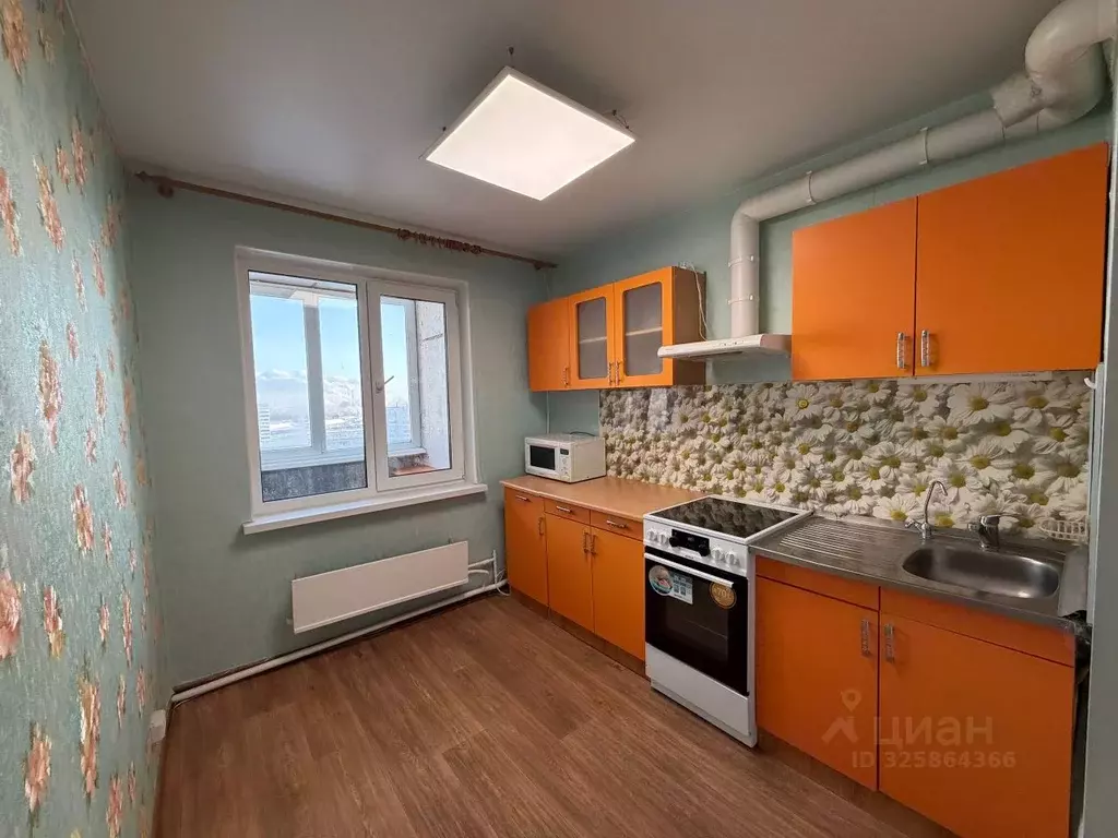 2-к кв. Свердловская область, Екатеринбург ул. Пехотинцев, 18 (47.9 м) - Фото 1