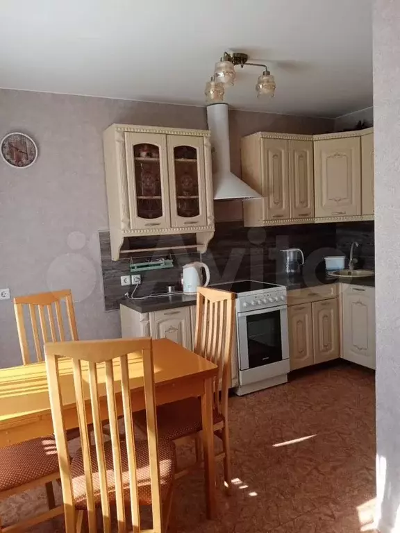 2-к. квартира, 54 м, 5/5 эт. - Фото 0