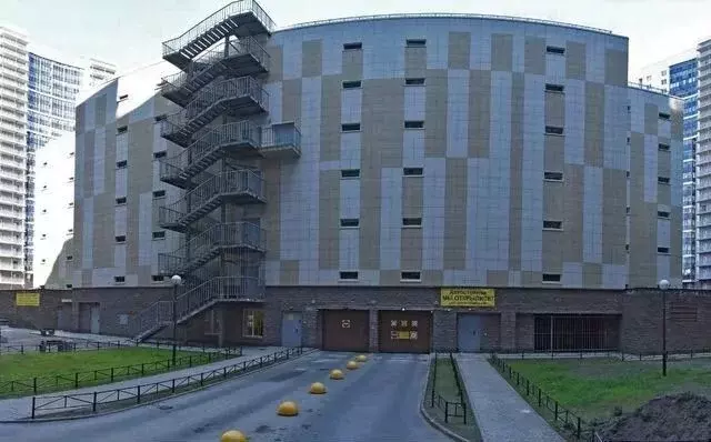 Гараж в Санкт-Петербург просп. Обуховской обороны, 110К1 (15 м) - Фото 1