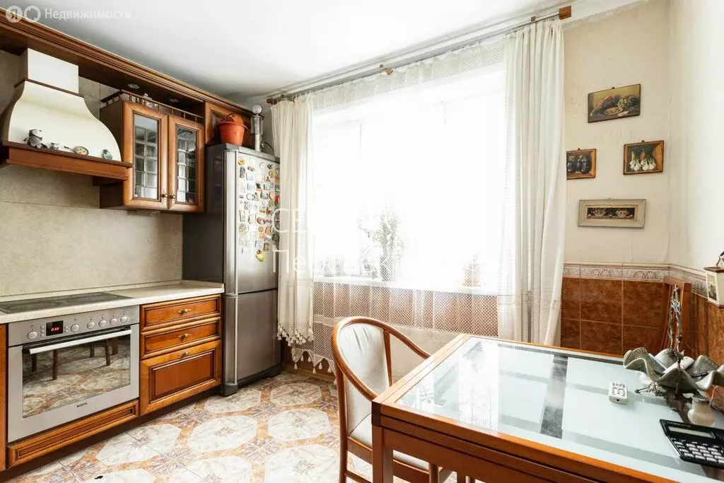3-комнатная квартира: Люберцы, Октябрьский проспект, 123к4 (83 м) - Фото 0