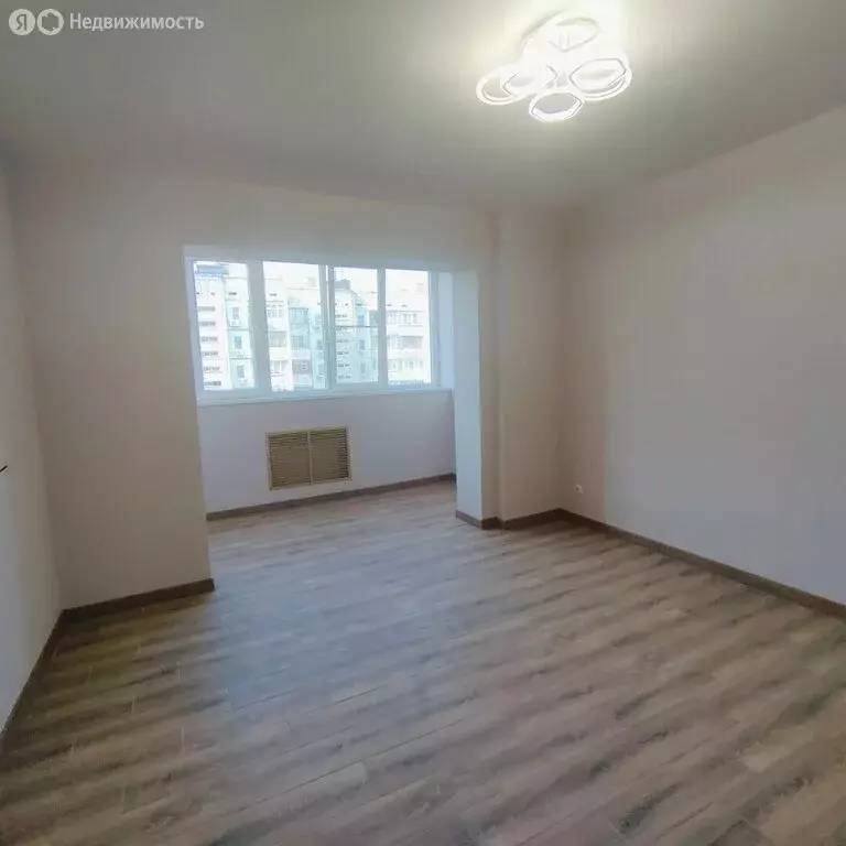 2-комнатная квартира: Астрахань, улица Бориса Алексеева, 67 (54 м) - Фото 1